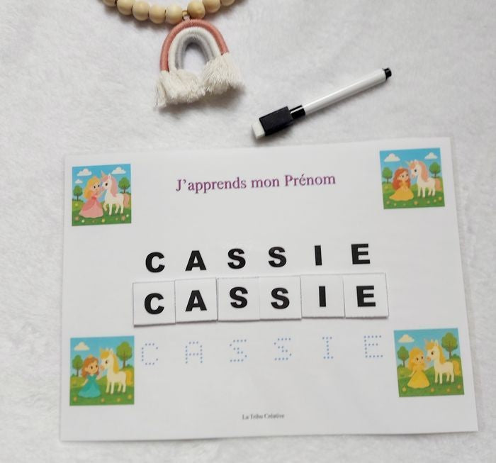J’apprends mon prénom – Planche prénom personnalisée à scratch (Thème Jungle ou Licorne)